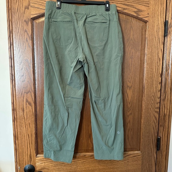 Mondetta Outdoor Project Pants Womens Large Green Lightweight Travel Hiking - Picture 3 of 6